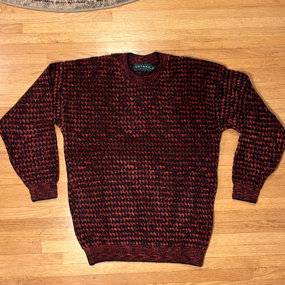 Tundra Canada coogi style vintage sweater